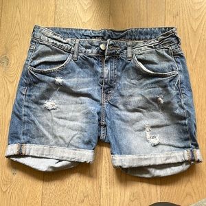 distressed denim shorts